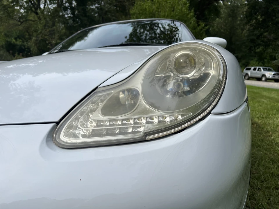 1999 Porsche 996 Carrera 4 - Image 20 of 31