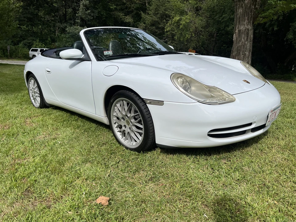 1999 Porsche 996 Carrera 4 - Image 4 of 31