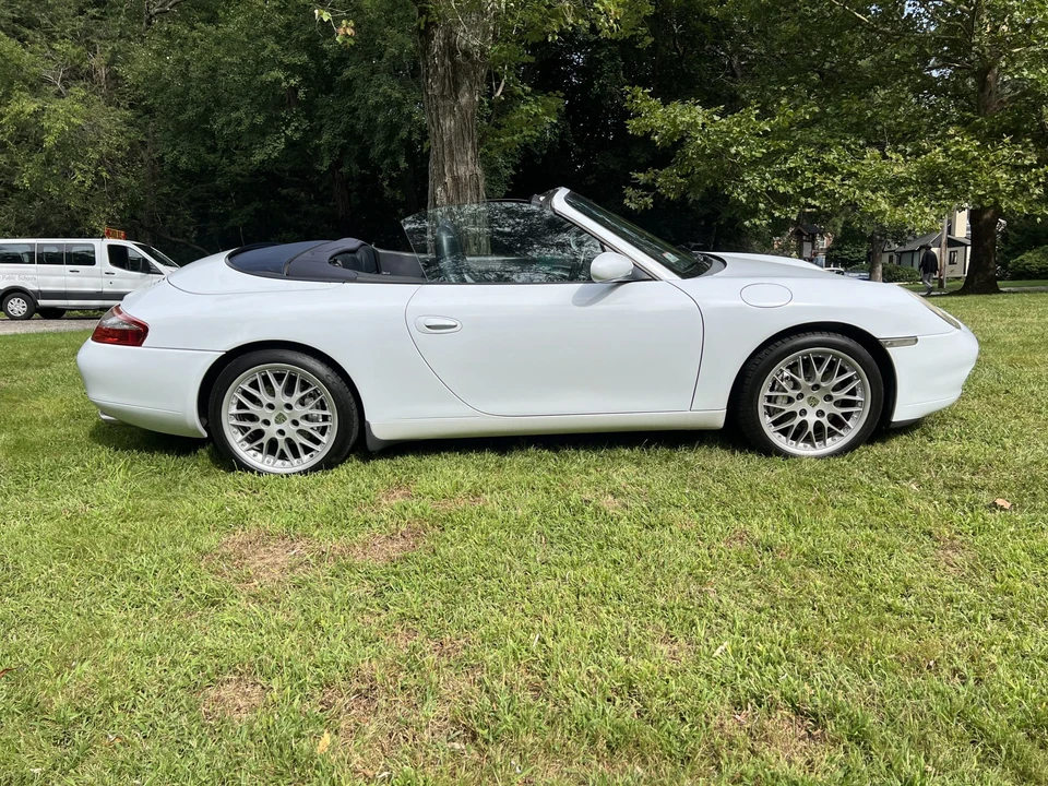 1999 Porsche 996 Carrera 4 - Image 5 of 31