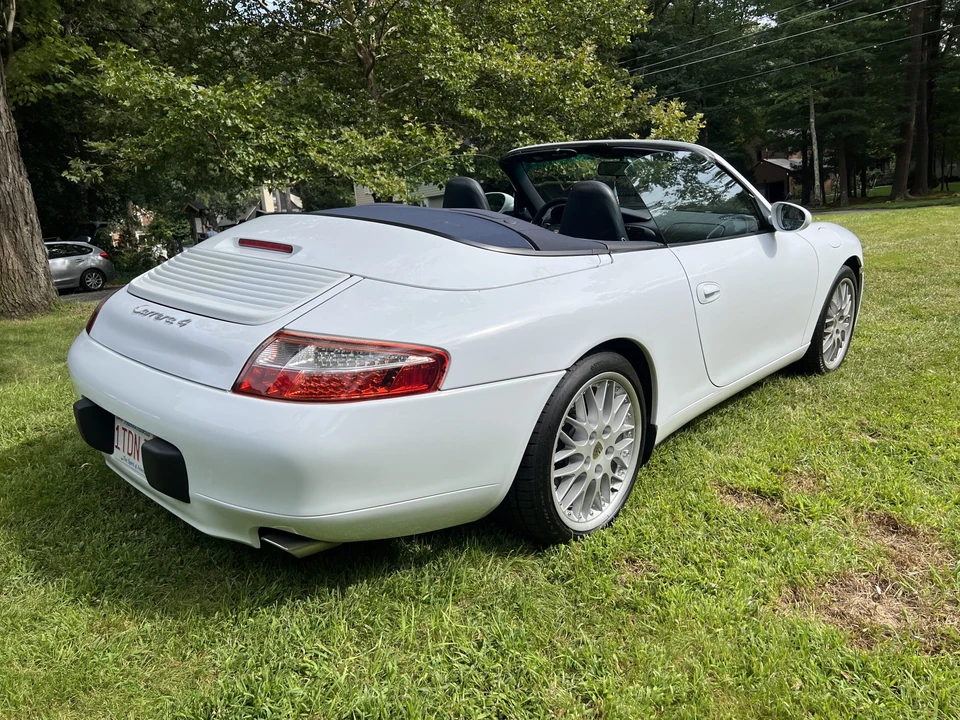 1999 Porsche 996 Carrera 4 - Image 7 of 31