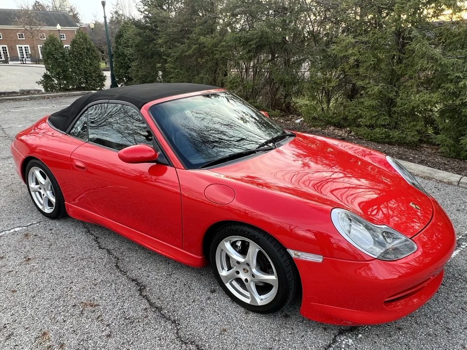 1999 Porsche 996 Carrera - Image 28 of 31