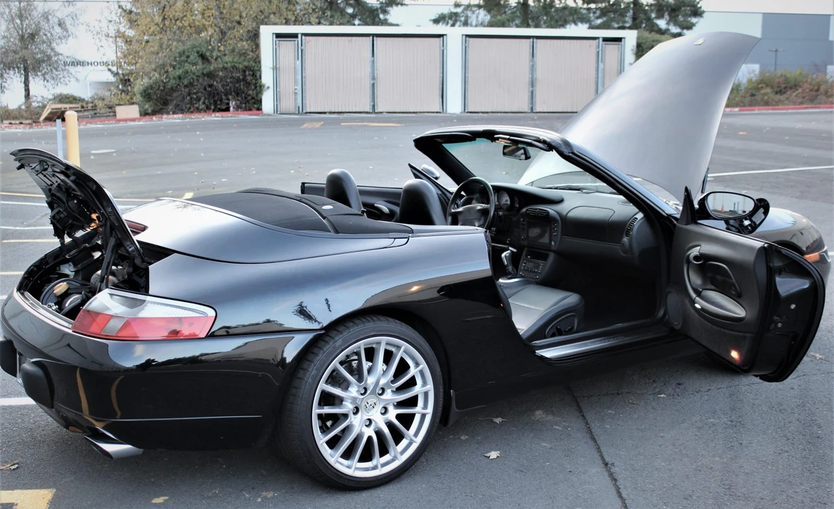 1999 Porsche 996 Carrera - Image 24 of 31