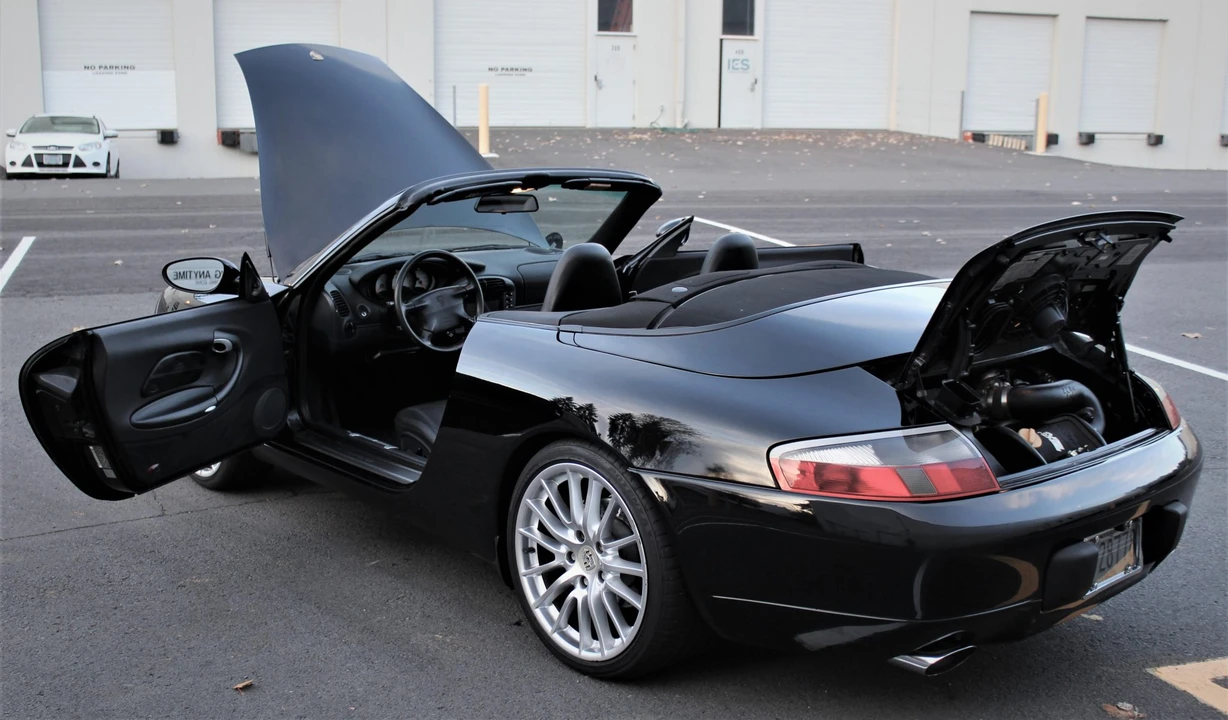 1999 Porsche 996 Carrera - Image 18 of 31