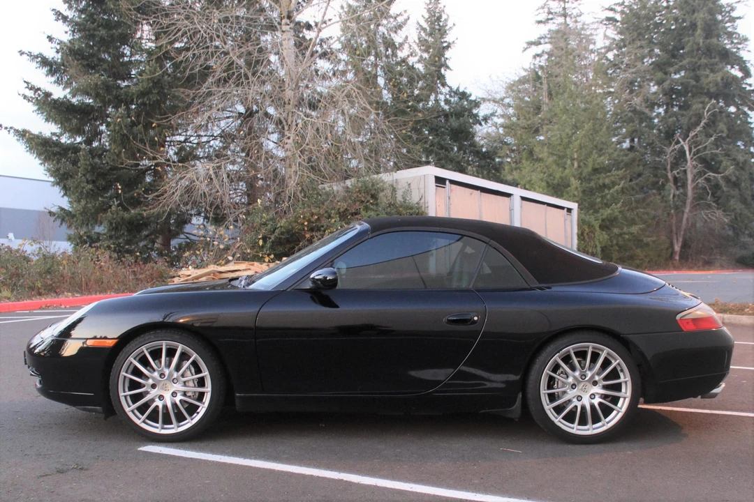 1999 Porsche 996 Carrera - Image 10 of 31