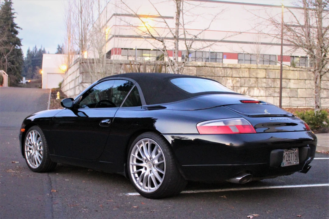 1999 Porsche 996 Carrera - Image 17 of 31