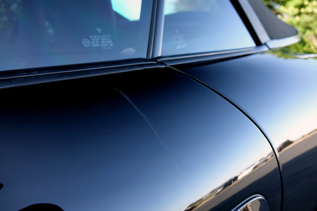 1999 Porsche 996 Carrera - Image 28 of 31