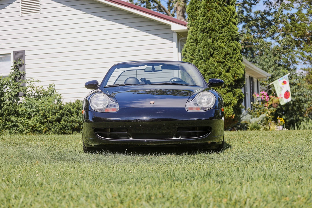 1999 Porsche 996 Carrera 4 - Image 2 of 31