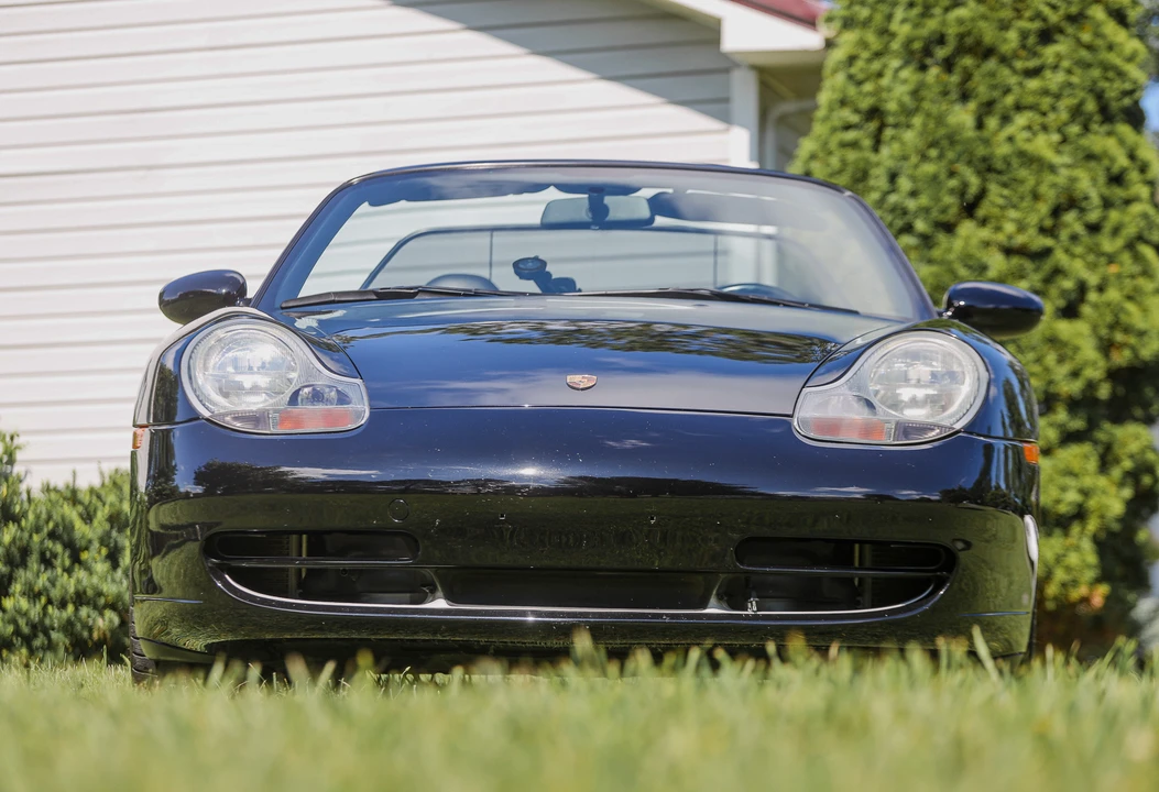1999 Porsche 996 Carrera 4 - Image 26 of 31