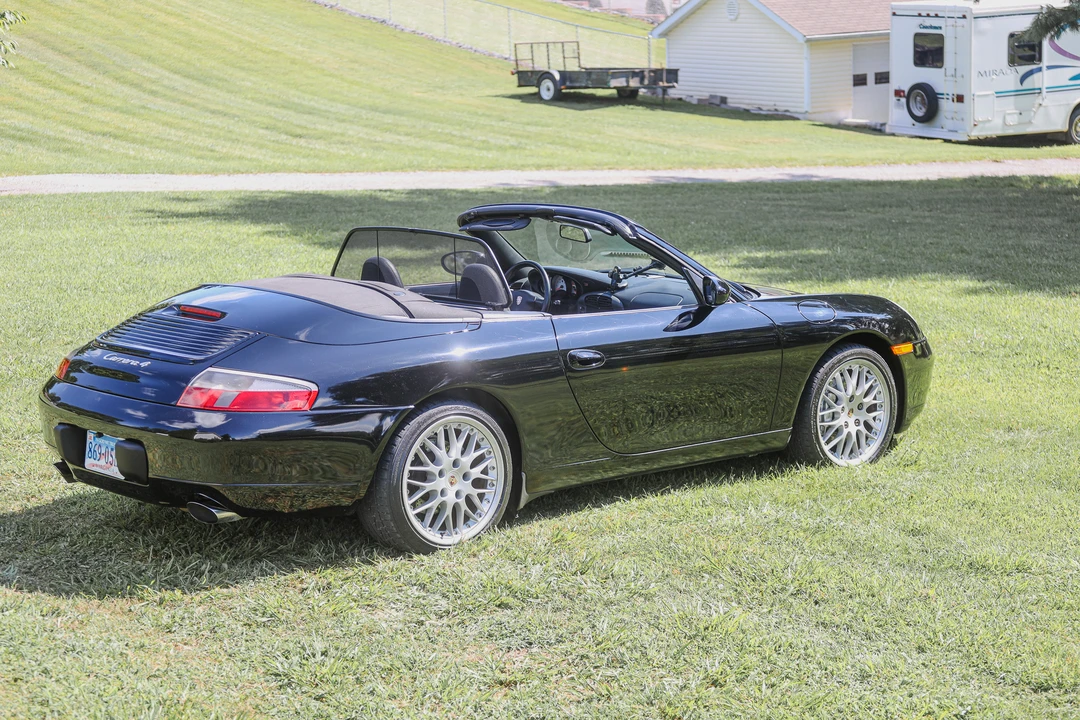 1999 Porsche 996 Carrera 4 - Image 13 of 31