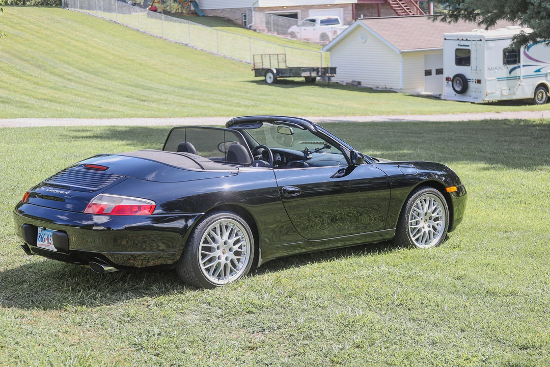 1999 Porsche 996 Carrera 4 - Image 15 of 31