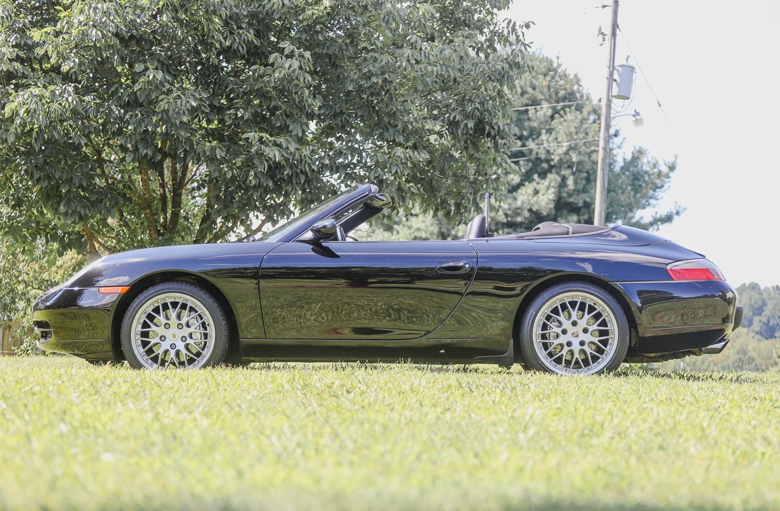 1999 Porsche 996 Carrera 4 - Image 18 of 31