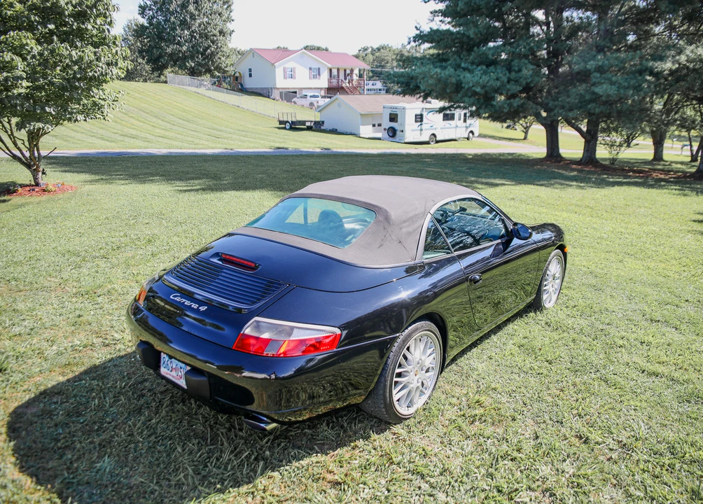 1999 Porsche 996 Carrera 4 - Image 29 of 31