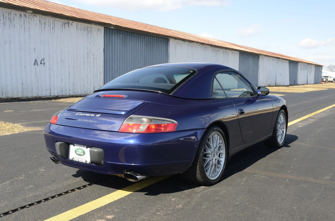 1999 Porsche 996 Carrera - Image 9 of 31