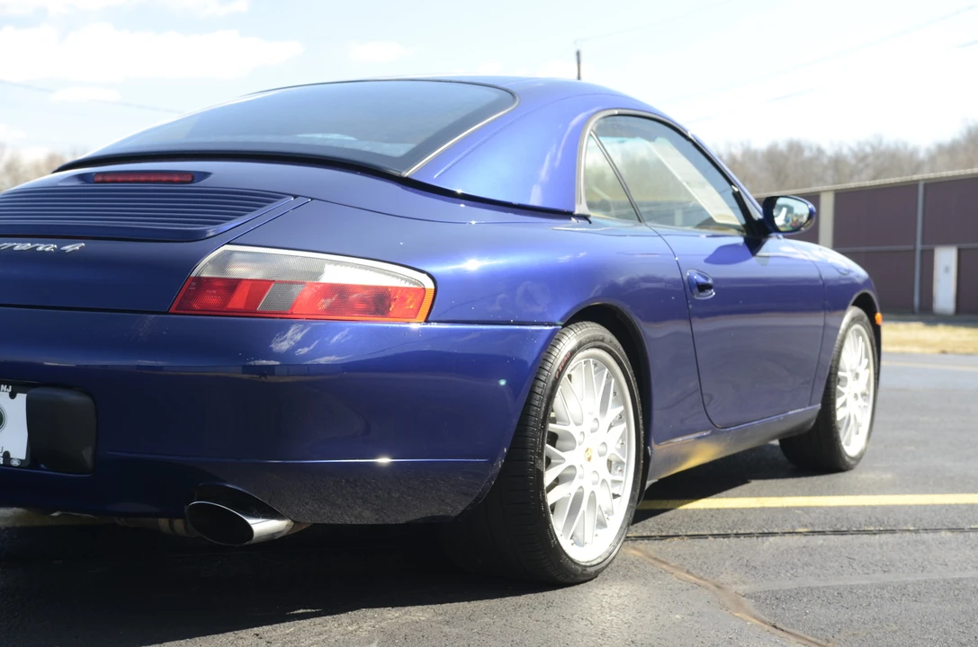 1999 Porsche 996 Carrera - Image 21 of 31