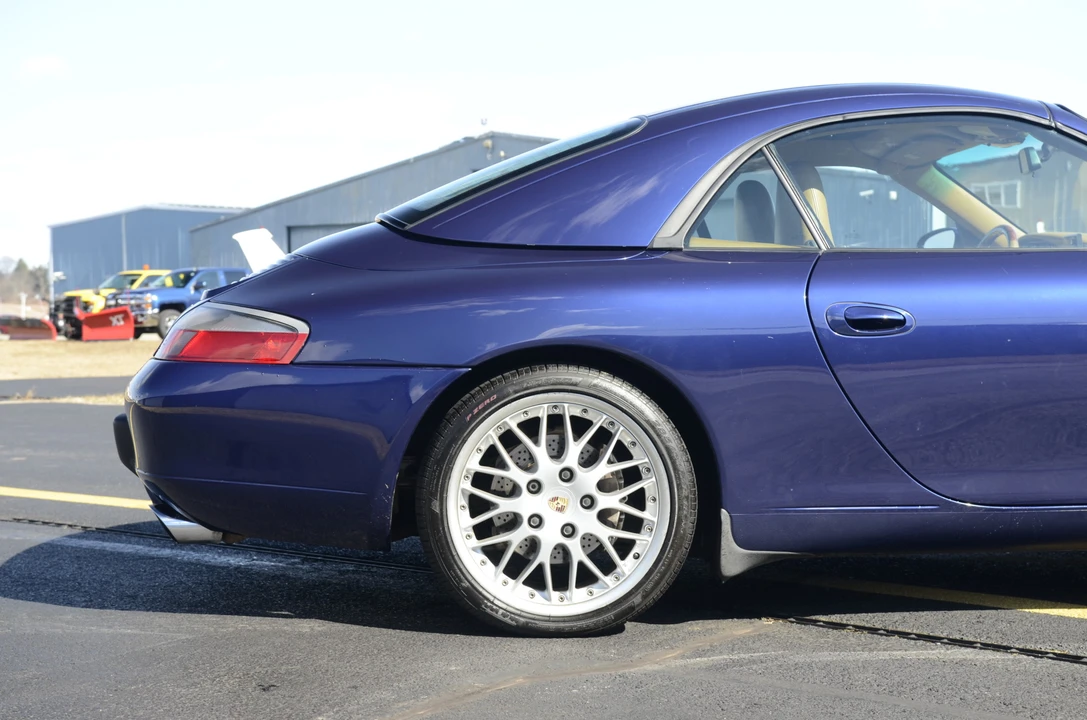 1999 Porsche 996 Carrera - Image 22 of 31