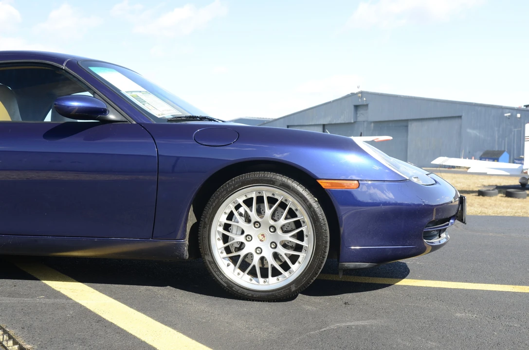 1999 Porsche 996 Carrera - Image 16 of 31