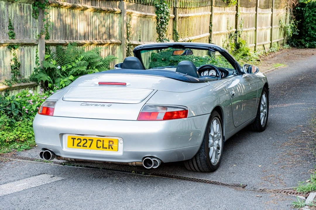 1999 Porsche 996 Carrera 4 - Image 8 of 30