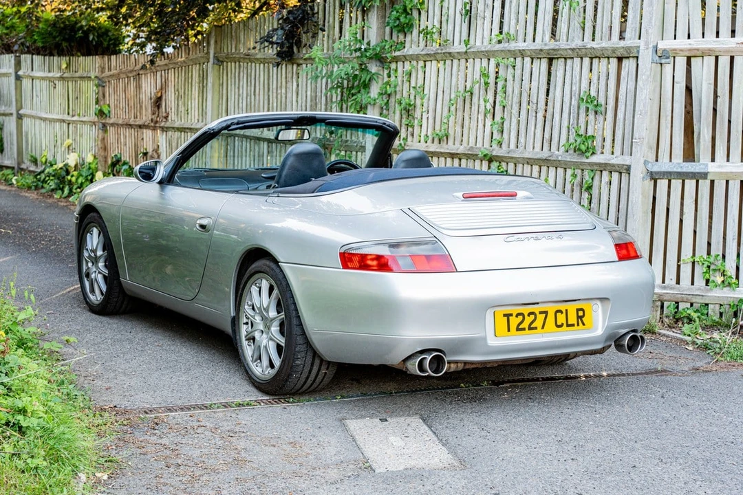 1999 Porsche 996 Carrera 4 - Image 11 of 30