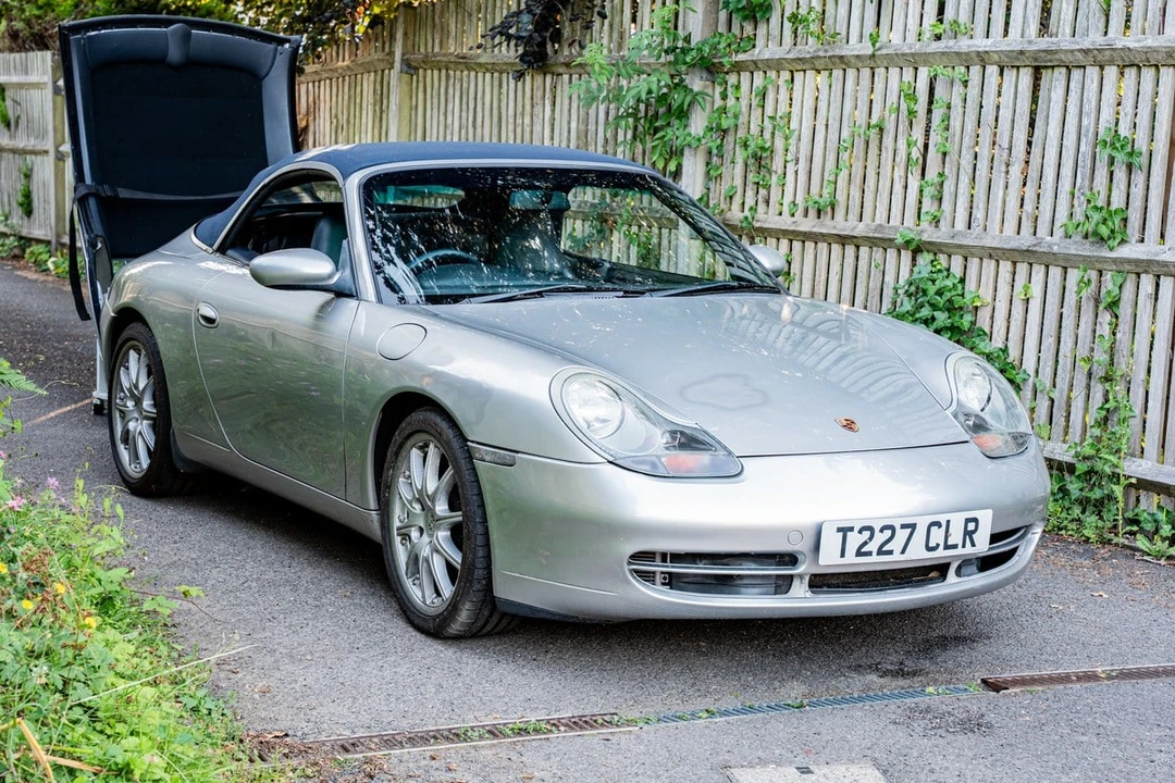 1999 Porsche 996 Carrera 4 - Image 17 of 30