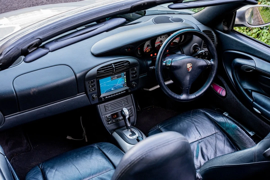 1999 Porsche 996 Carrera 4 - Image 3 of 30