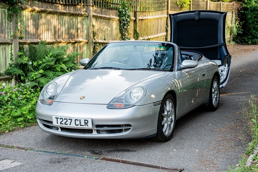 1999 Porsche 996 Carrera 4 - Image 7 of 30