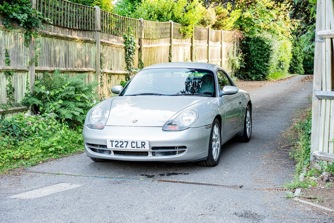 1999 Porsche 996 Carrera 4 - Image 16 of 30