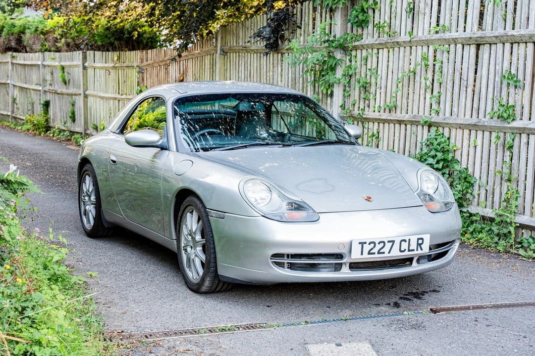 1999 Porsche 996 Carrera 4 - Image 12 of 30