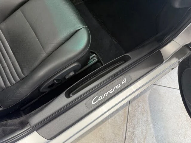 1999 Porsche 996 Carrera 4 - Image 12 of 15