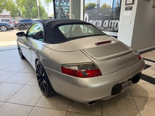 1999 Porsche 996 Carrera 4 - Image 4 of 15