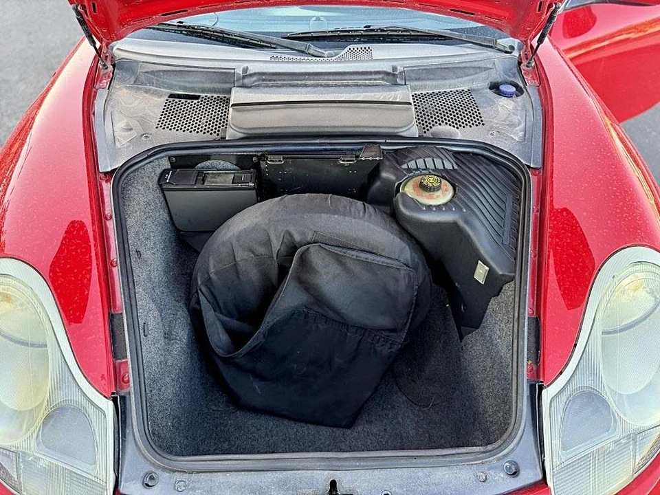 1999 Porsche 996 Carrera 4 - Image 16 of 16
