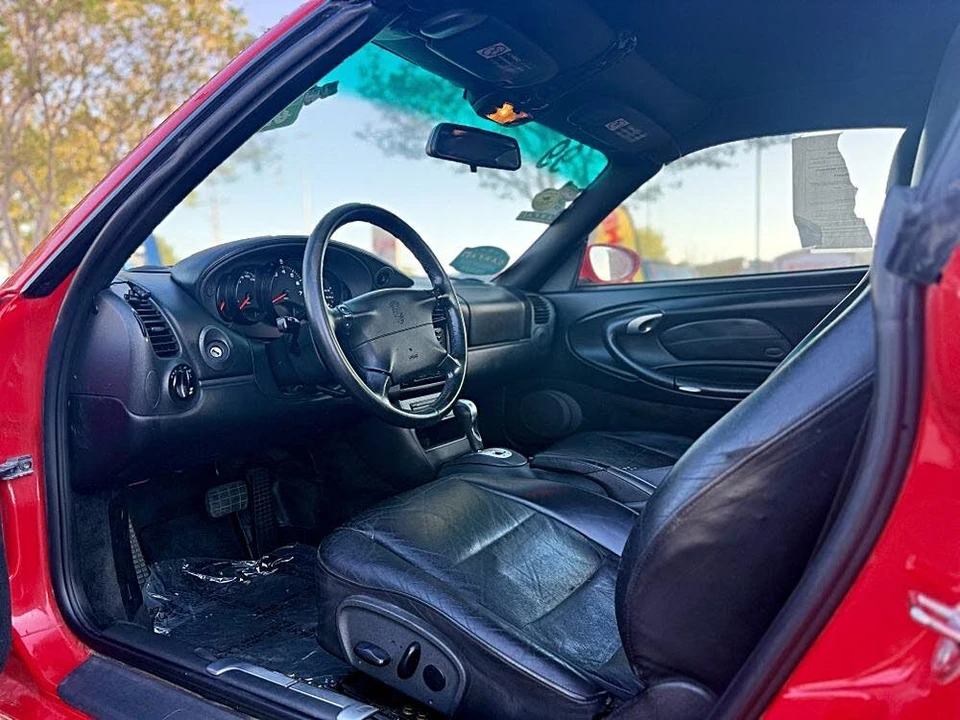 1999 Porsche 996 Carrera 4 - Image 10 of 16
