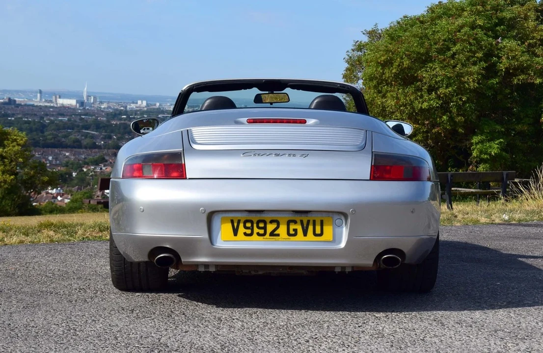 1999 Porsche 996 Carrera 4 - Image 15 of 30