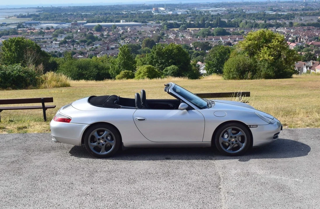 1999 Porsche 996 Carrera 4 - Image 23 of 30