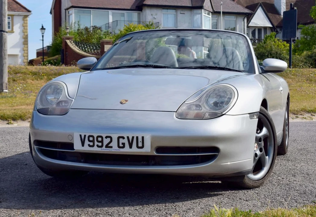 1999 Porsche 996 Carrera 4 - Image 8 of 30