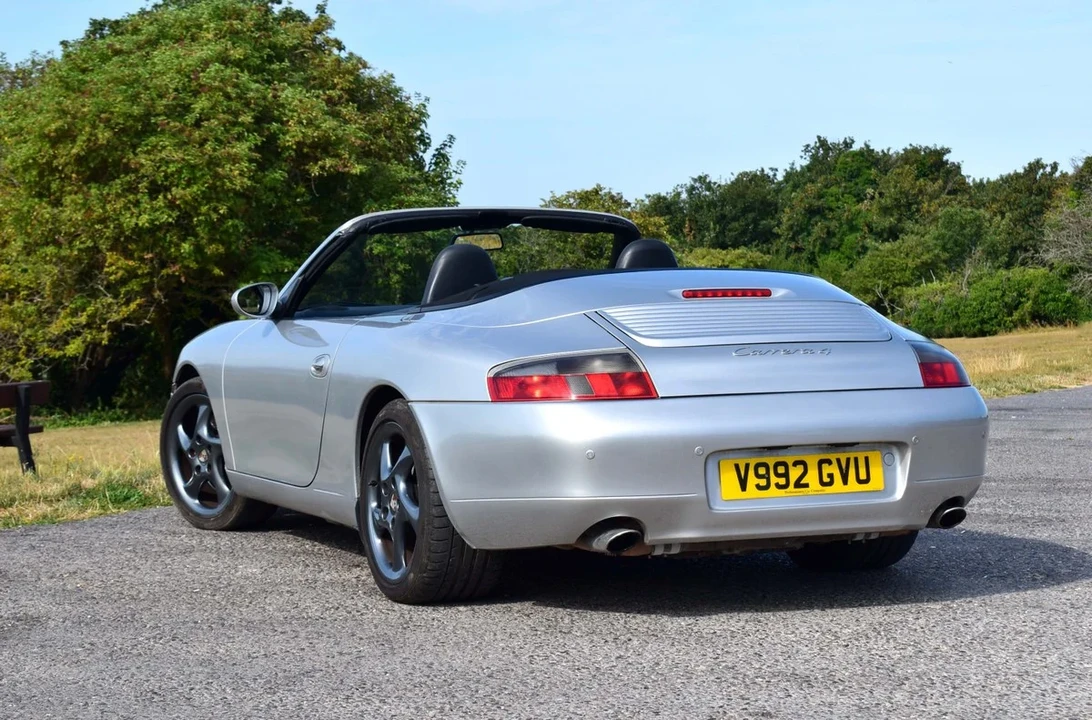 1999 Porsche 996 Carrera 4 - Image 14 of 30