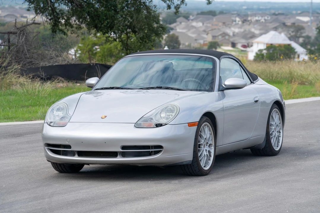 1999 Porsche 996 Carrera - Image 18 of 31