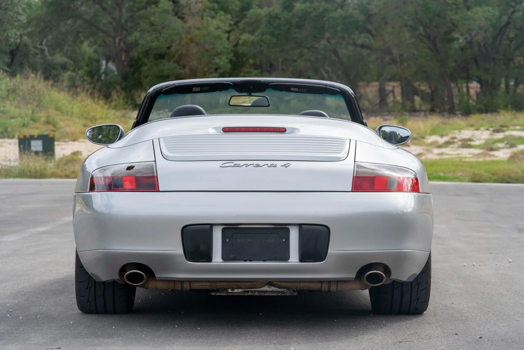 1999 Porsche 996 Carrera - Image 13 of 31