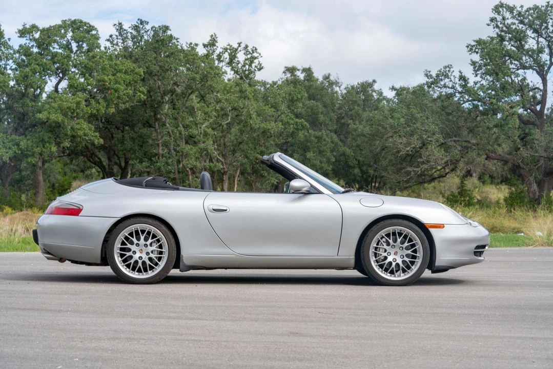 1999 Porsche 996 Carrera - Image 8 of 31