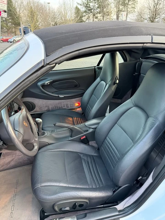1999 Porsche 996 Carrera 4 - Image 13 of 19