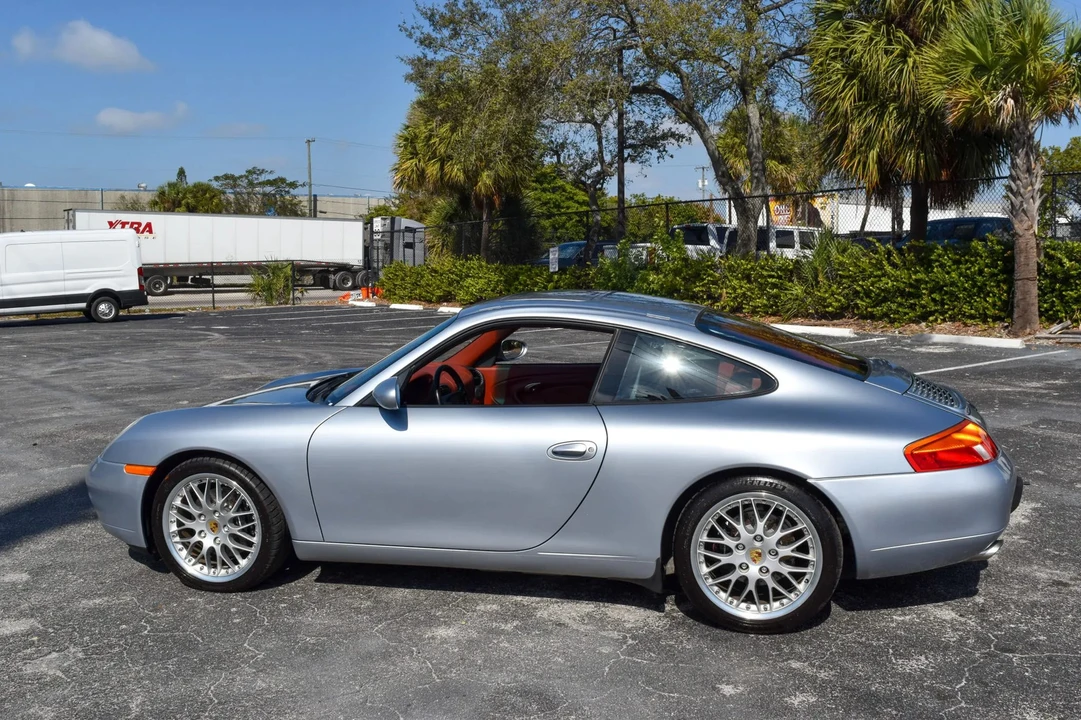 1999 Porsche 996 Carrera 4 - Image 17 of 21