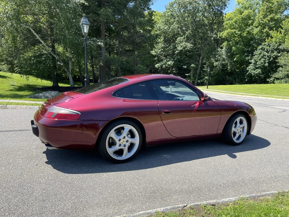 1999 Porsche 996 Carrera - Image 27 of 31
