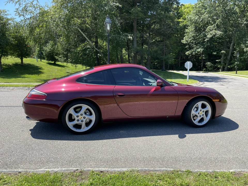 1999 Porsche 996 Carrera - Image 29 of 31