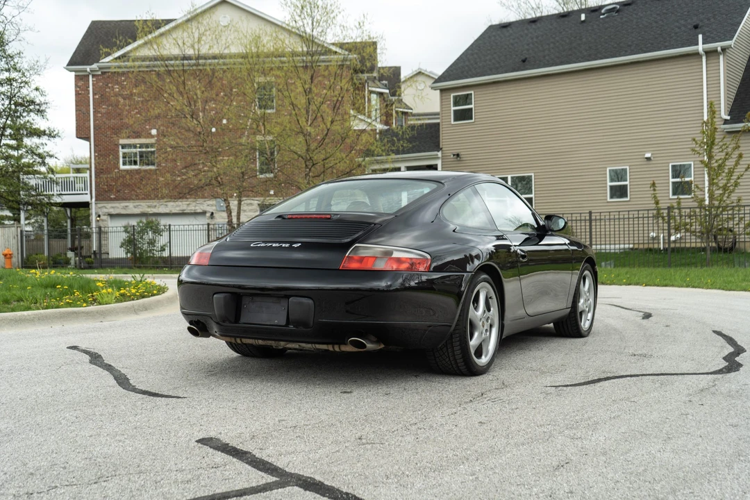 1999 Porsche 996 Carrera - Image 15 of 31