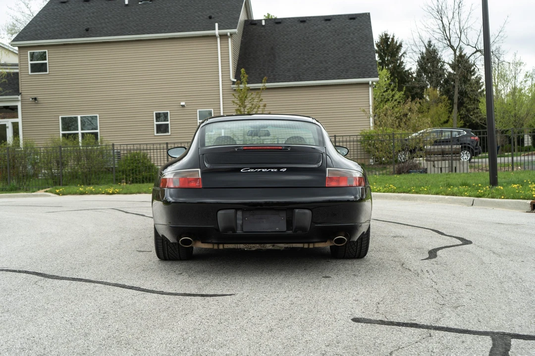 1999 Porsche 996 Carrera - Image 17 of 31