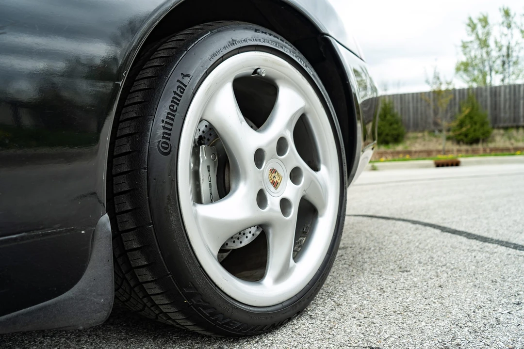 1999 Porsche 996 Carrera - Image 26 of 31