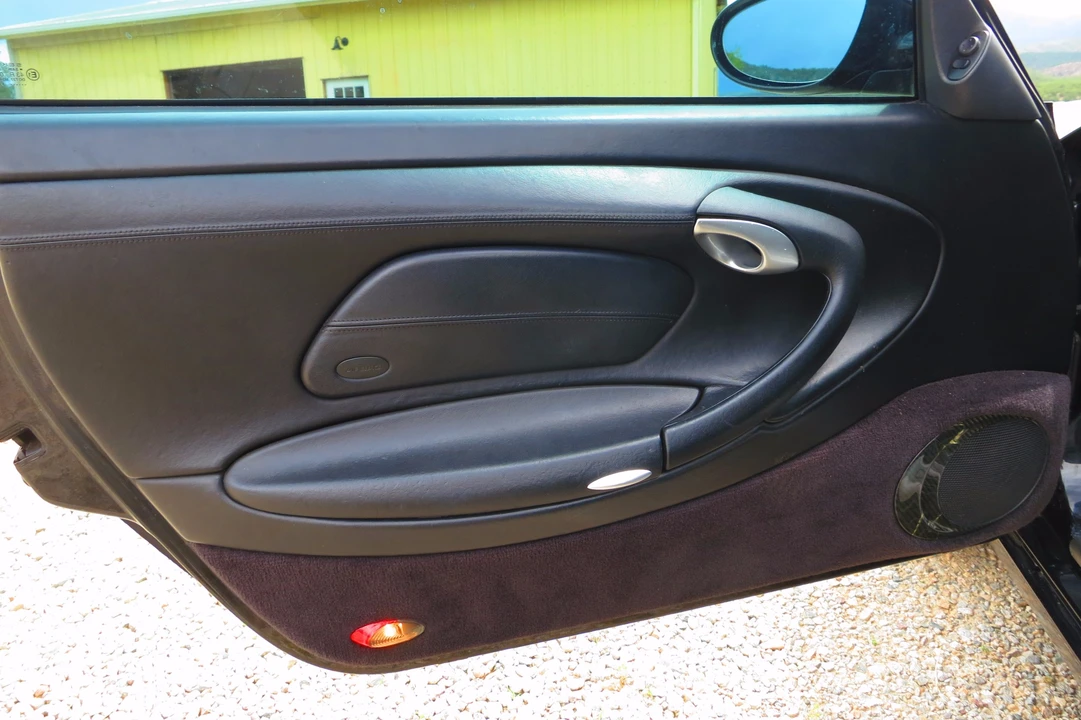 1999 Porsche 996 Carrera - Image 29 of 31