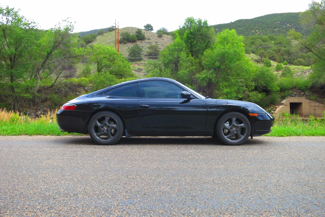 1999 Porsche 996 Carrera - Image 17 of 31