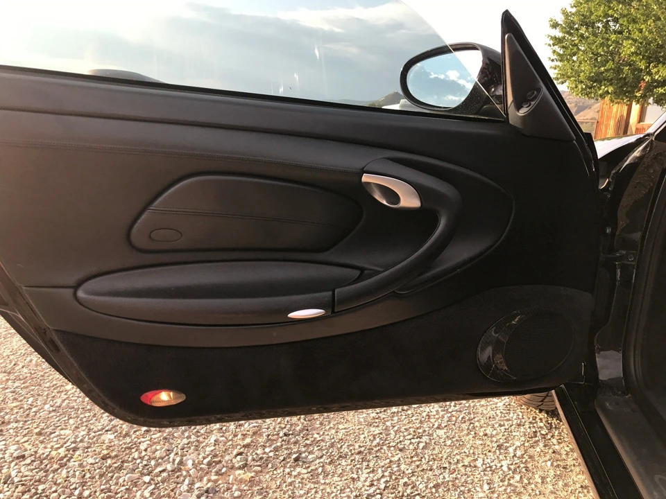 1999 Porsche 996 Carrera - Image 30 of 31