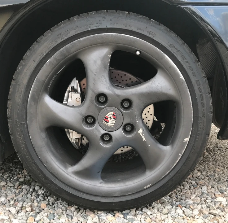 1999 Porsche 996 Carrera - Image 28 of 31