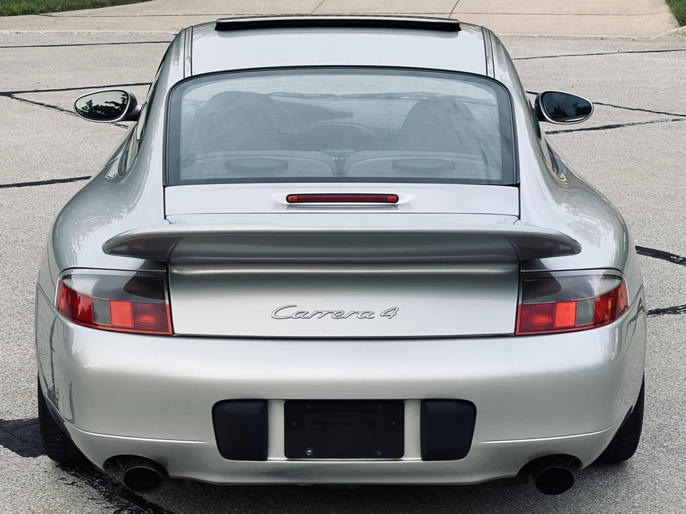 1999 Porsche 996 Carrera - Image 25 of 31